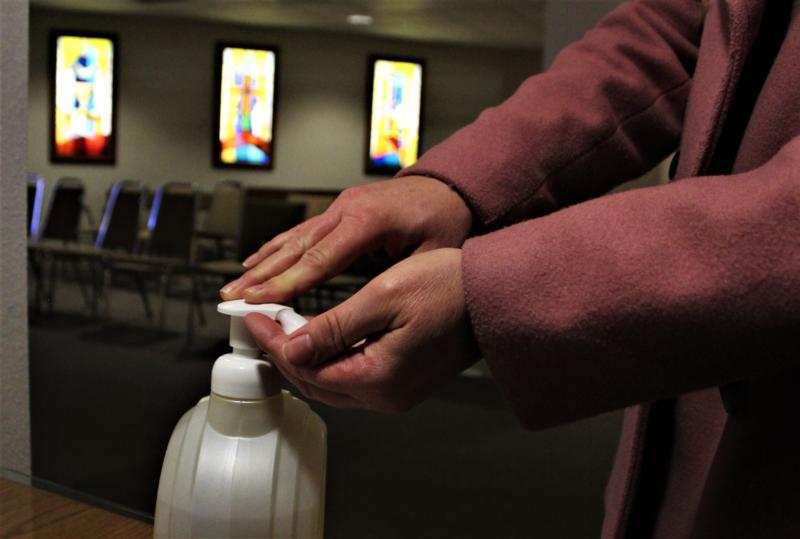 We must ‘pour out our hearts in prayer’ amid pandemic, archbishop says
