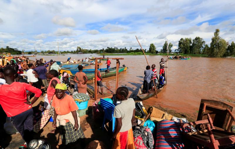 In midst of pandemic, CRS helps East African nations hit by floods