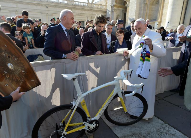 Pope donates items for online auction to benefit hospitals