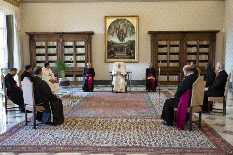 Prayer is a ‘fight’ with God, pope says at audience