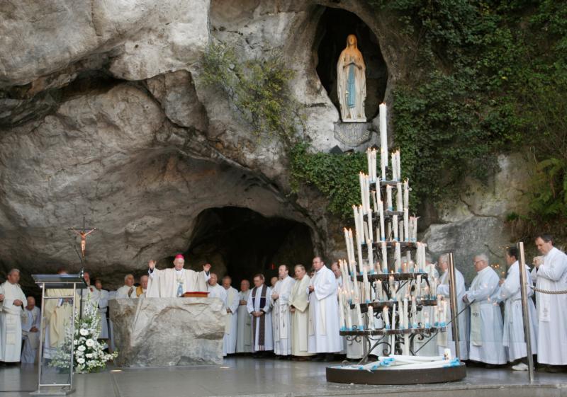 Rome diocese to resume pilgrimage schedule, starting with Lourdes