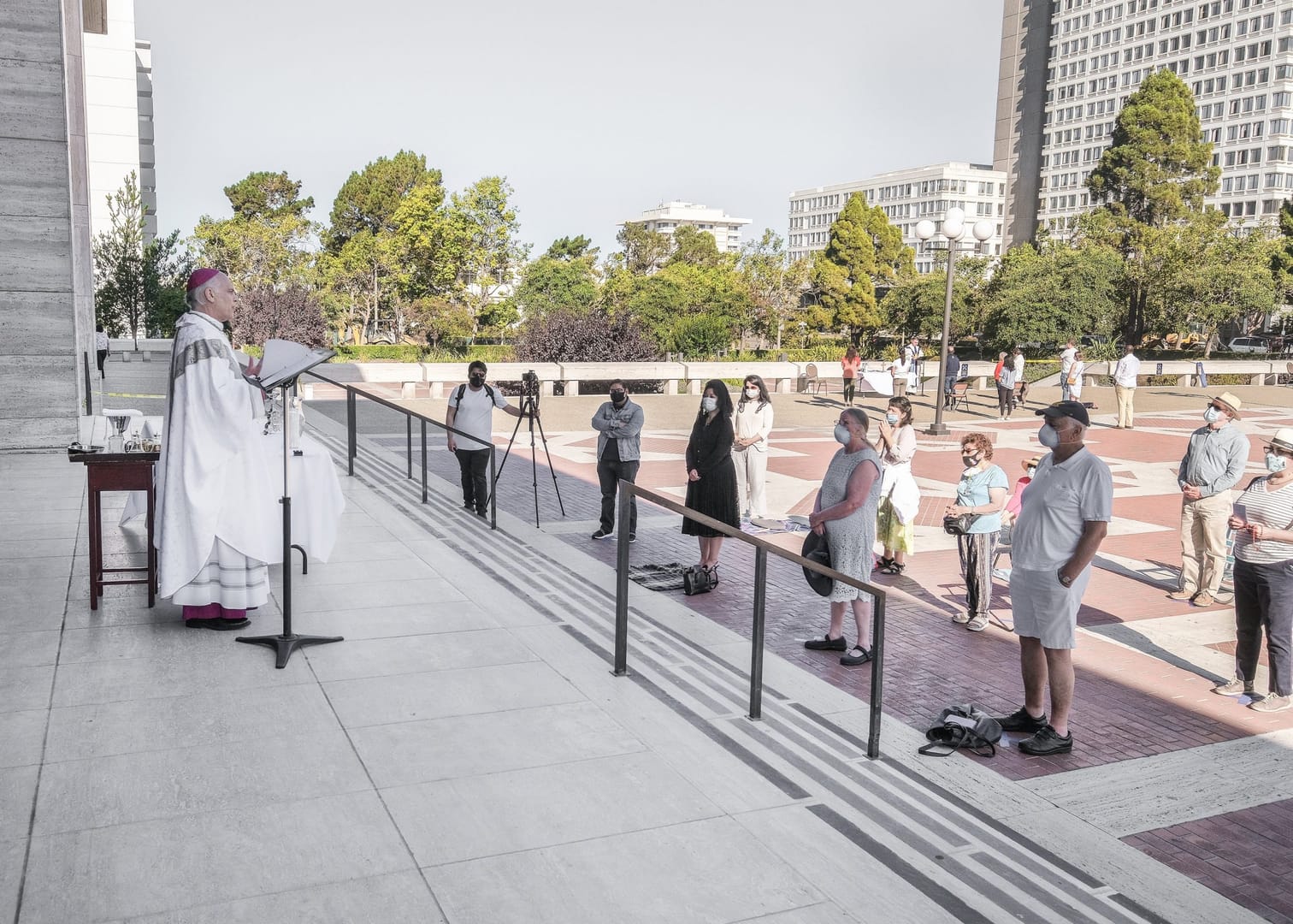 San Francisco archbishop asks city to ease Mass restrictions