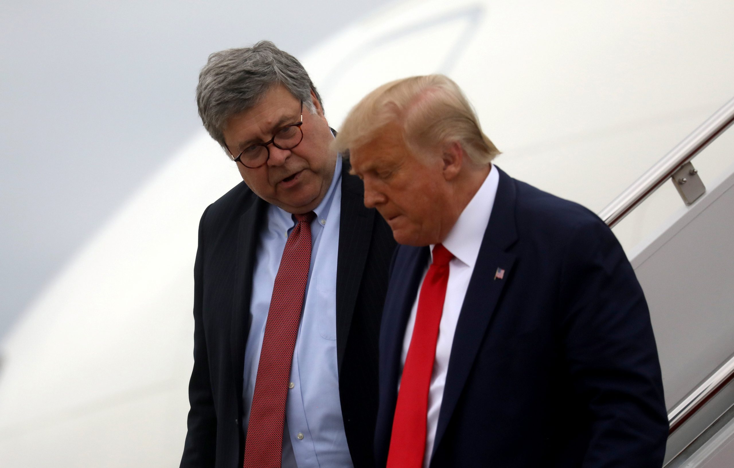 Two groups criticize Catholic honor planned for U.S. attorney general