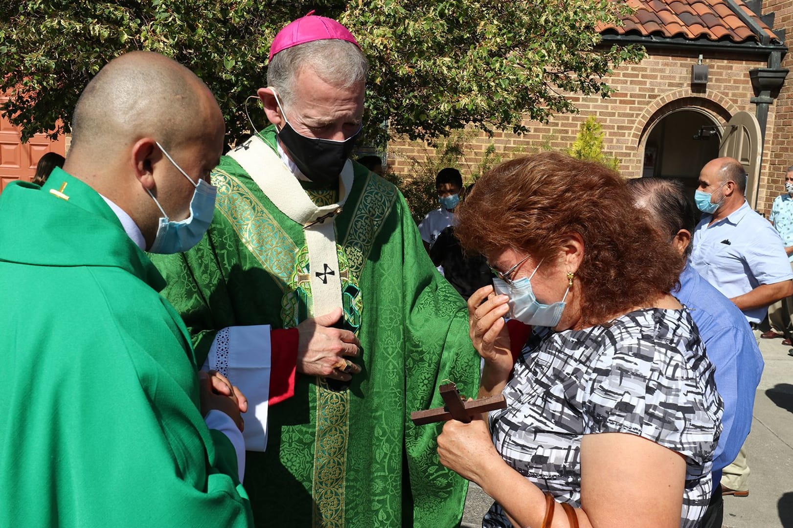 ‘You are not alone,’ Oregon archbishop tells victims of wildfires