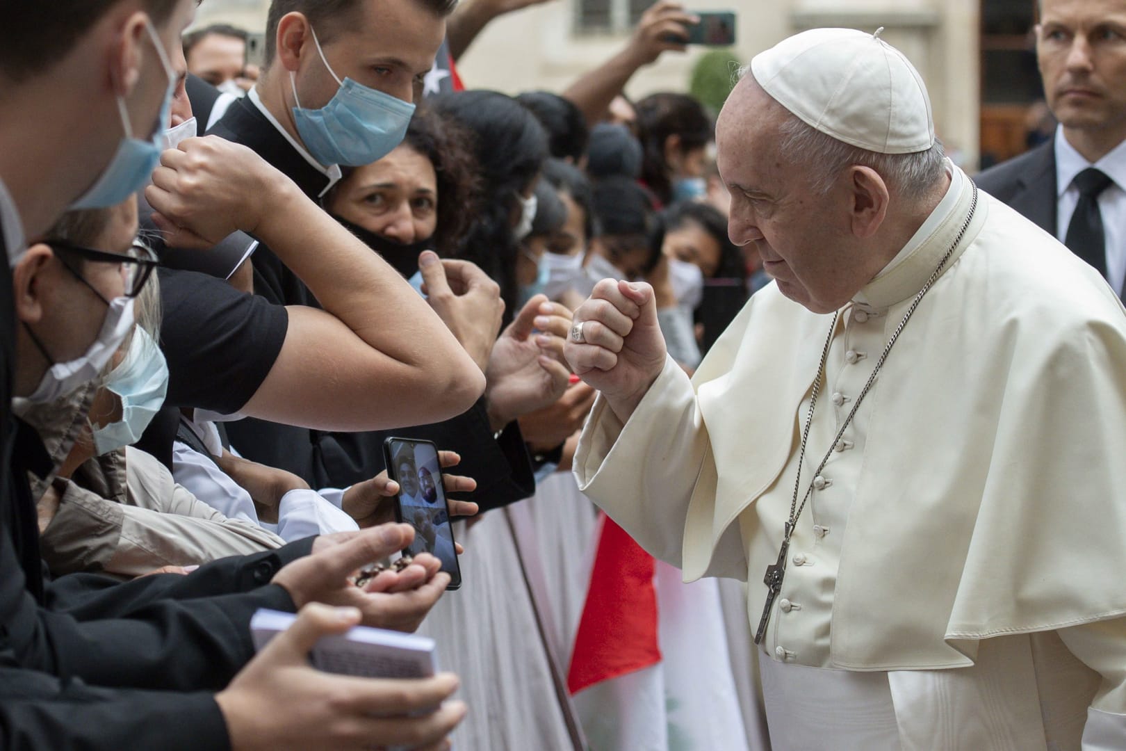 True change requires input of everyone, not just the powerful, pope says