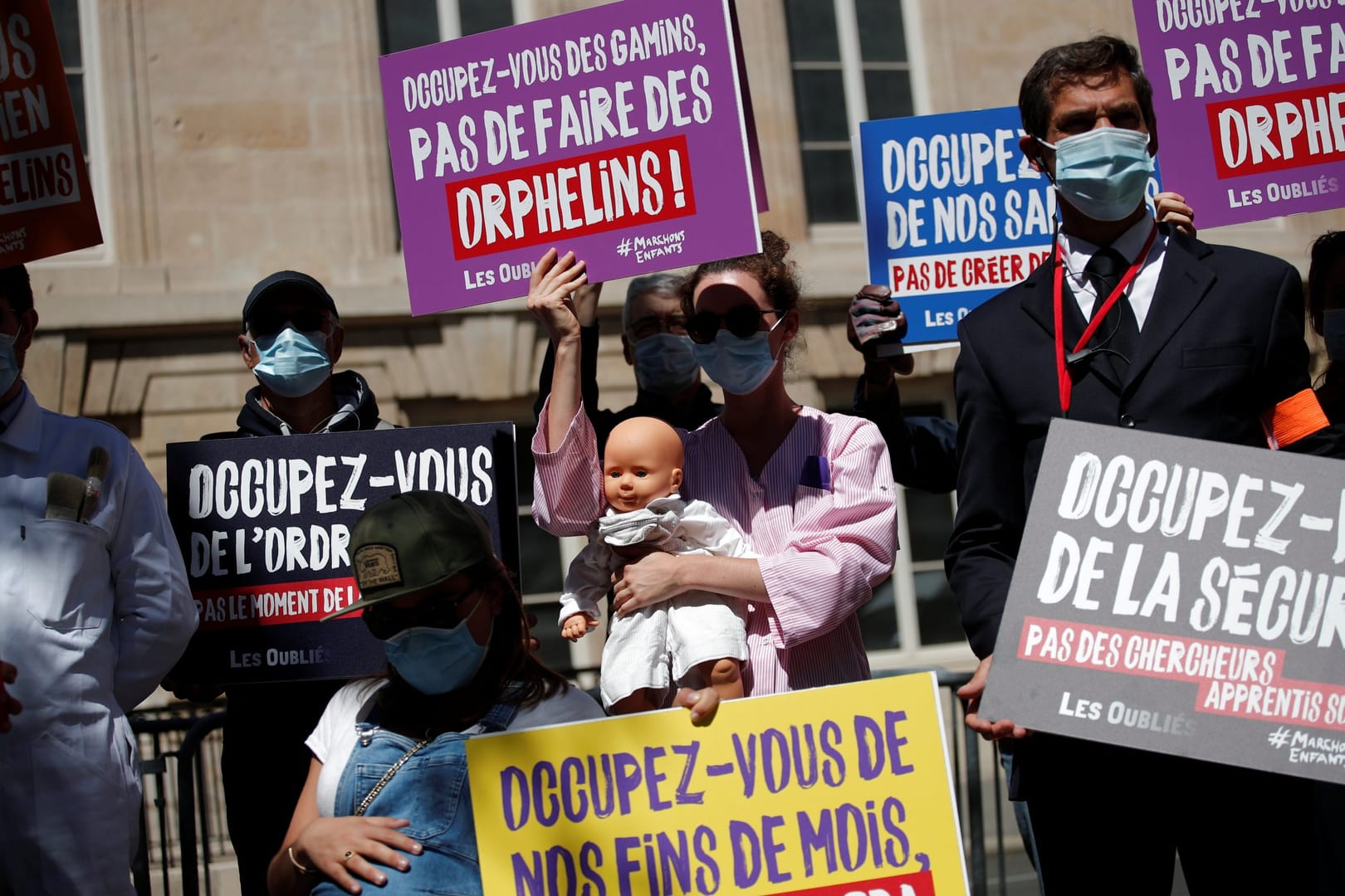 French bishops rally Catholics against bioethics bill
