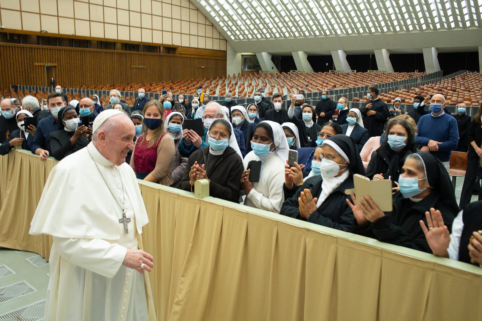 World, theology need intelligence, gifts of women, pope tells scholars