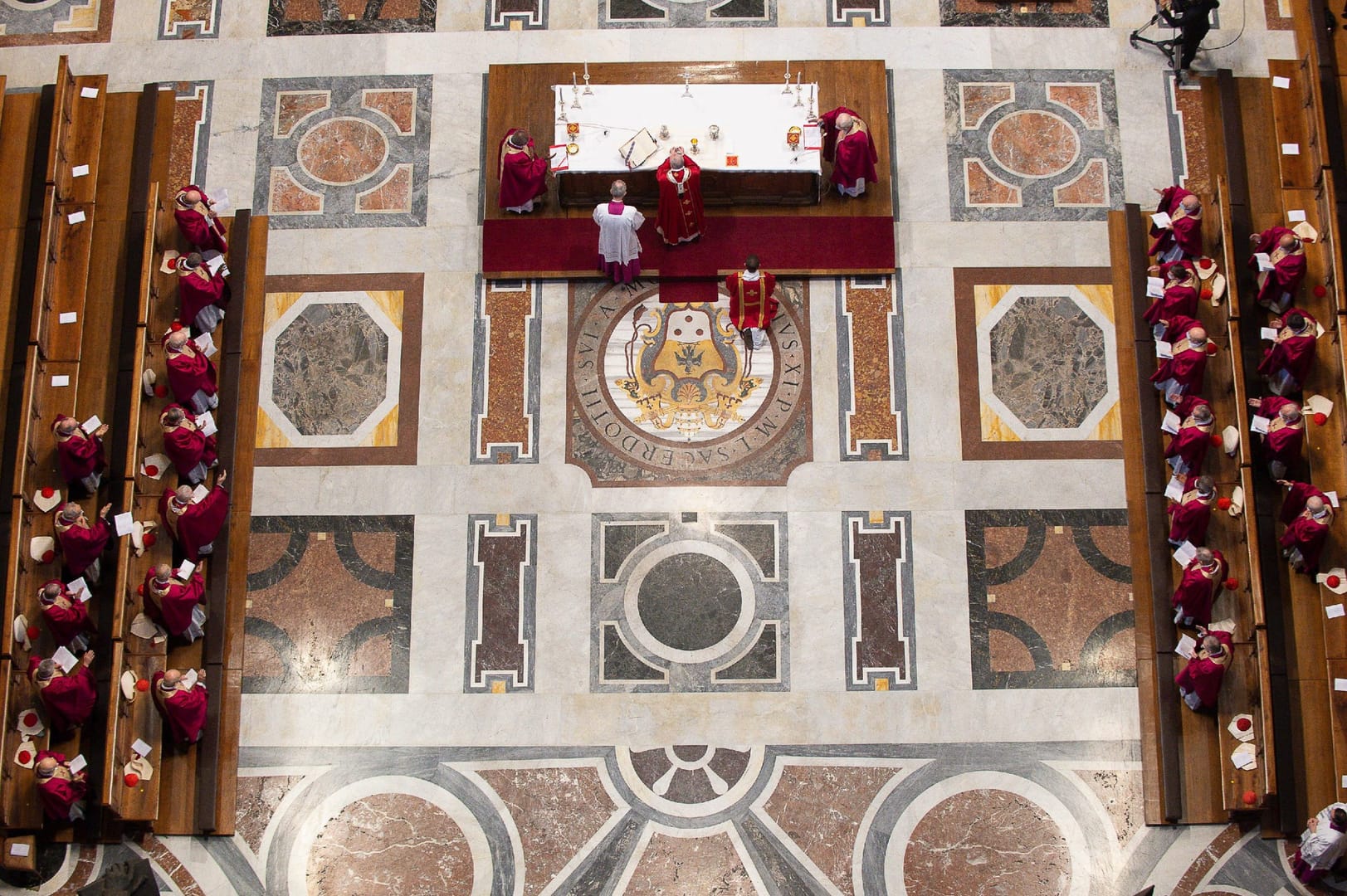 Prayers for the dead help the living, too, pope says