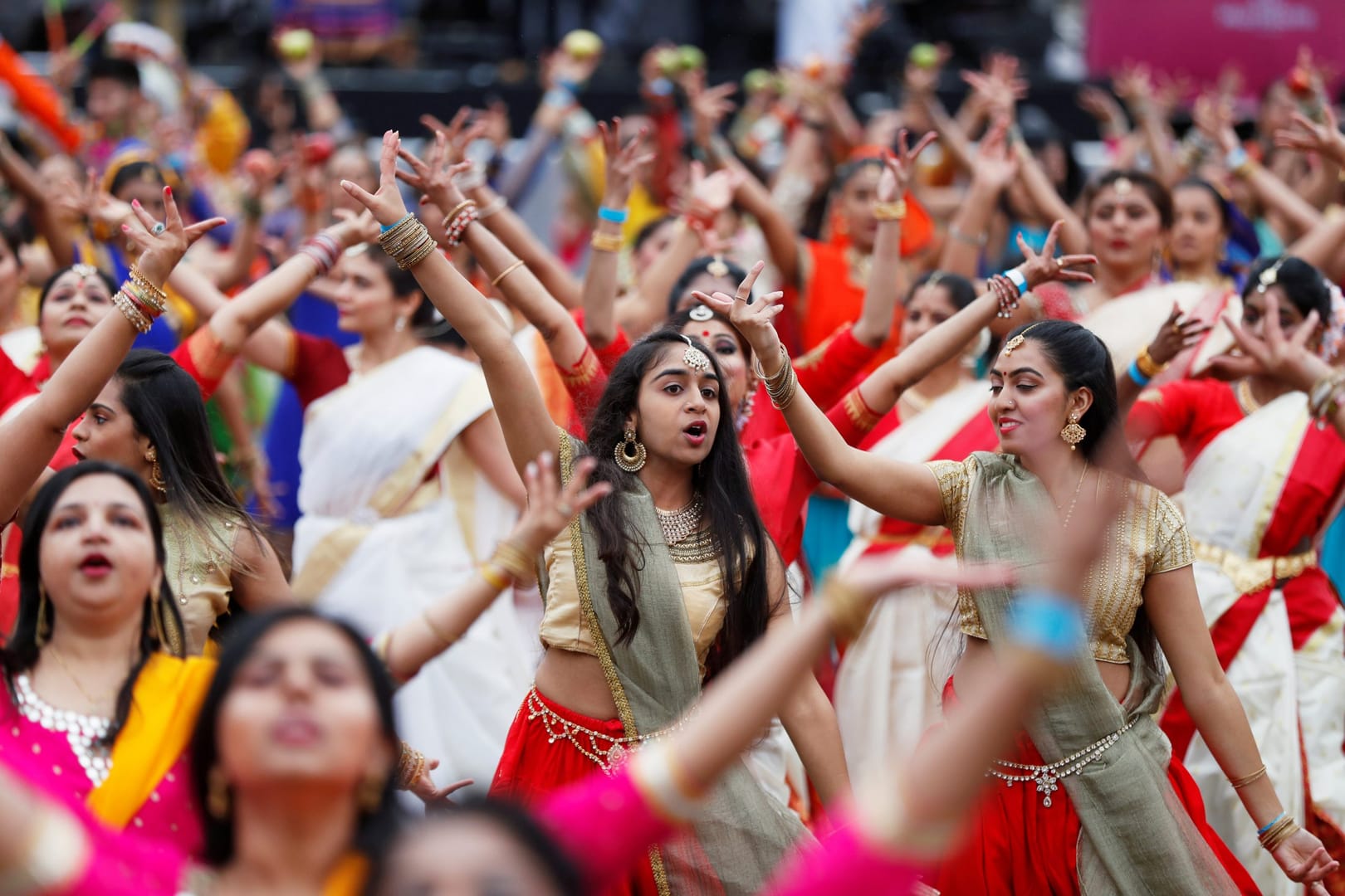 Christians, Hindus called to spread hope, pontifical council says