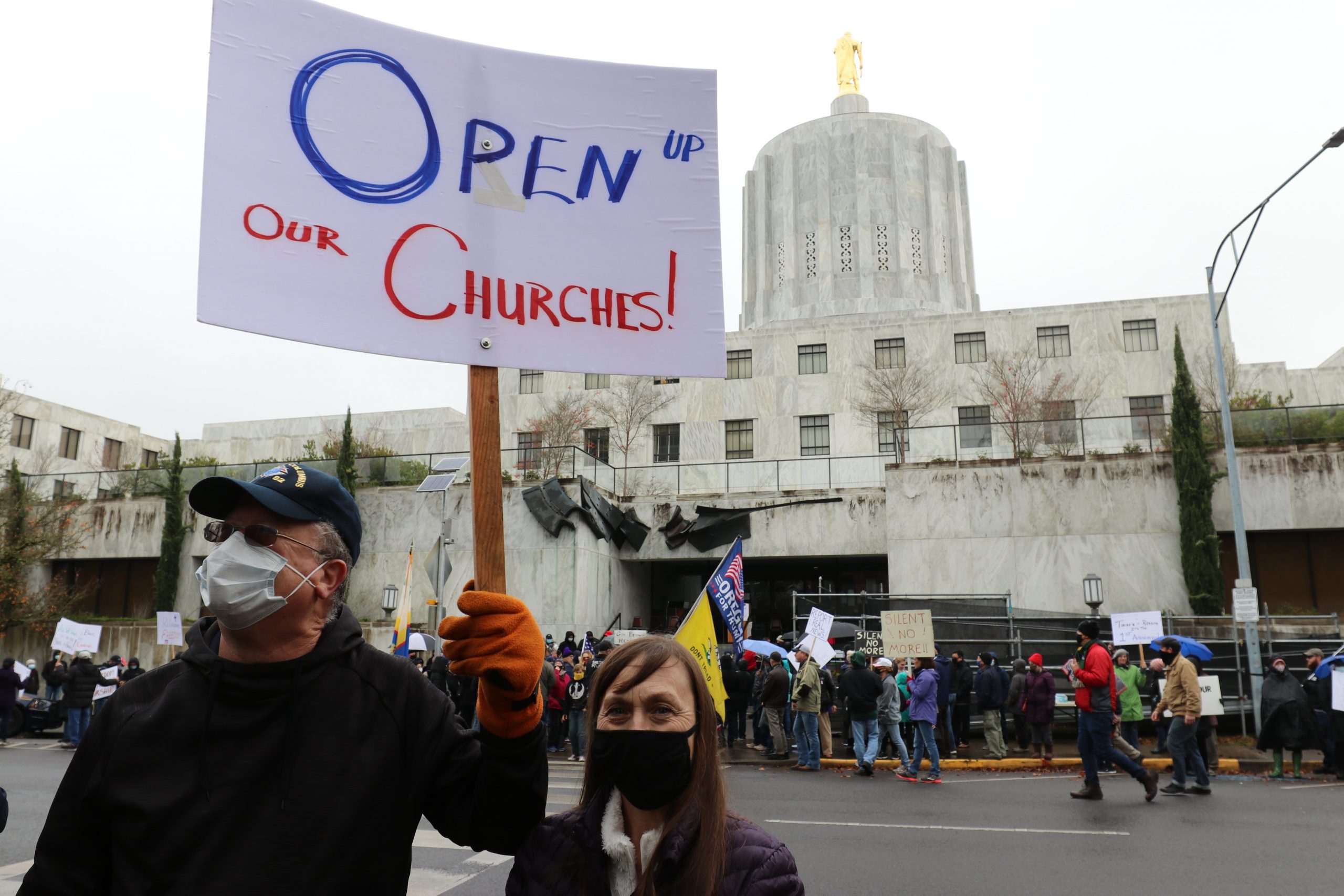 ‘We want God,’ Oregon protesters say, demanding expanded church attendance