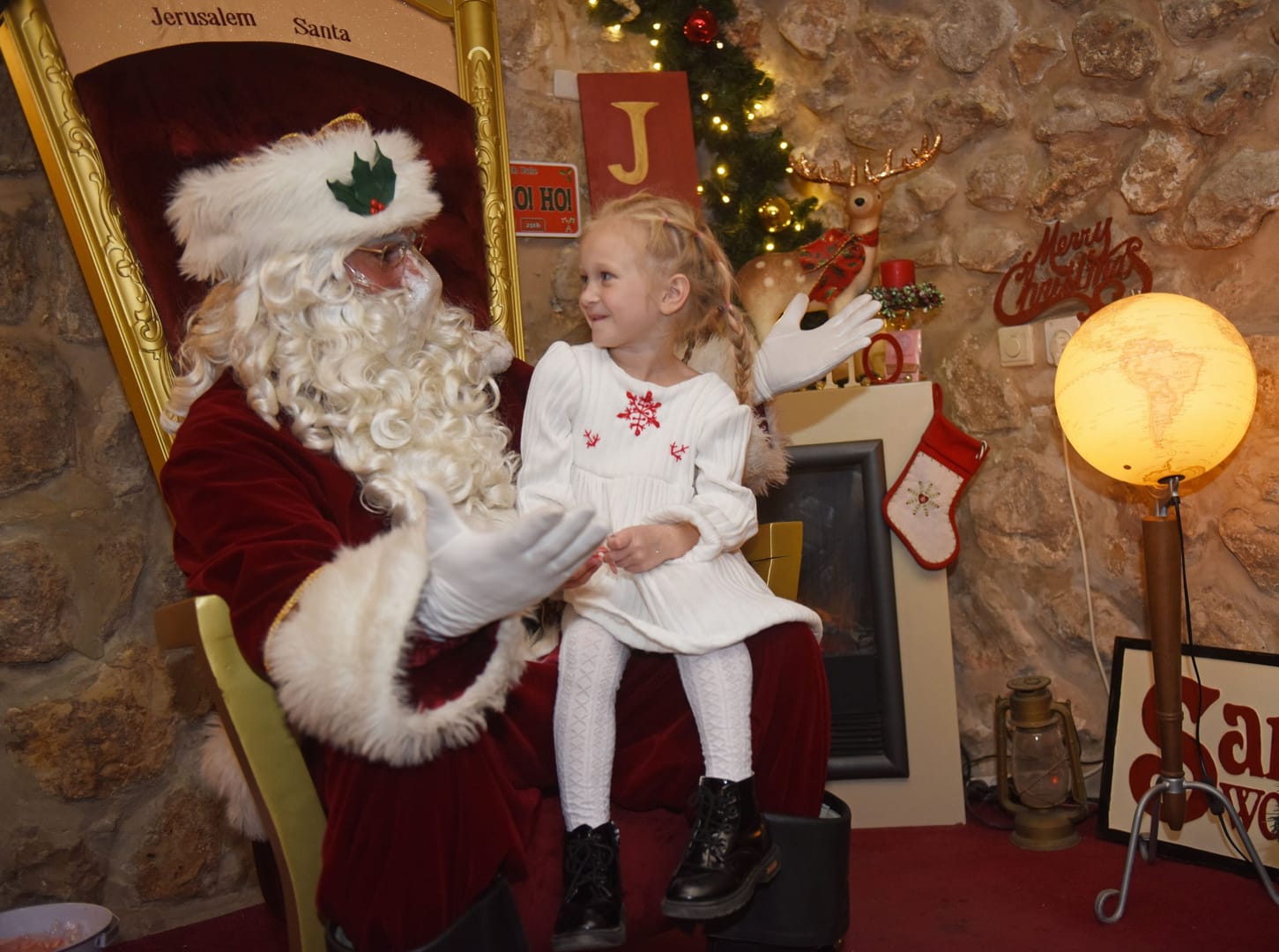 Palestinian Catholic brings ‘miracle of Santa’ to Jerusalem’s Old City