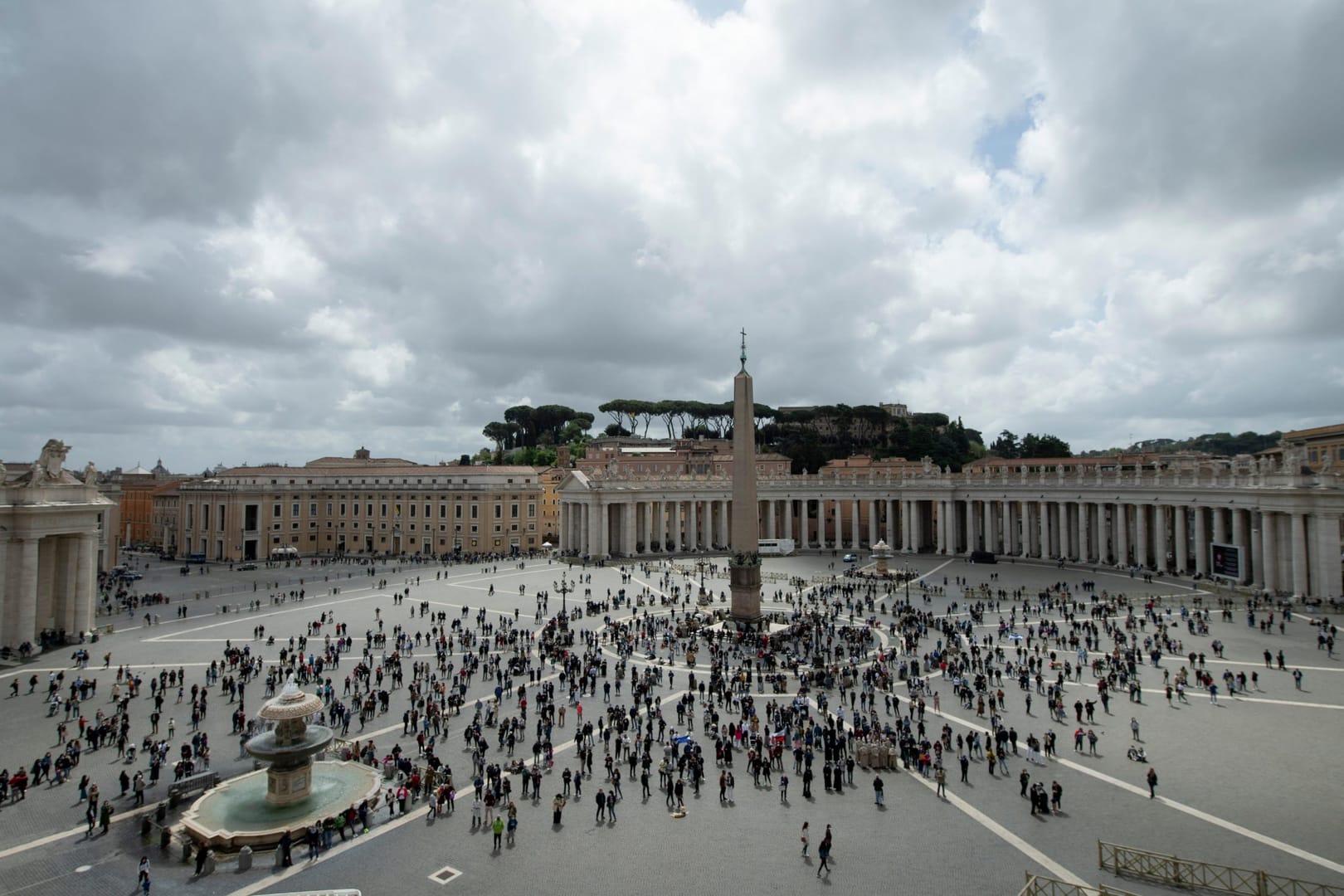 By abiding in Christ, people can do good in the world, pope says