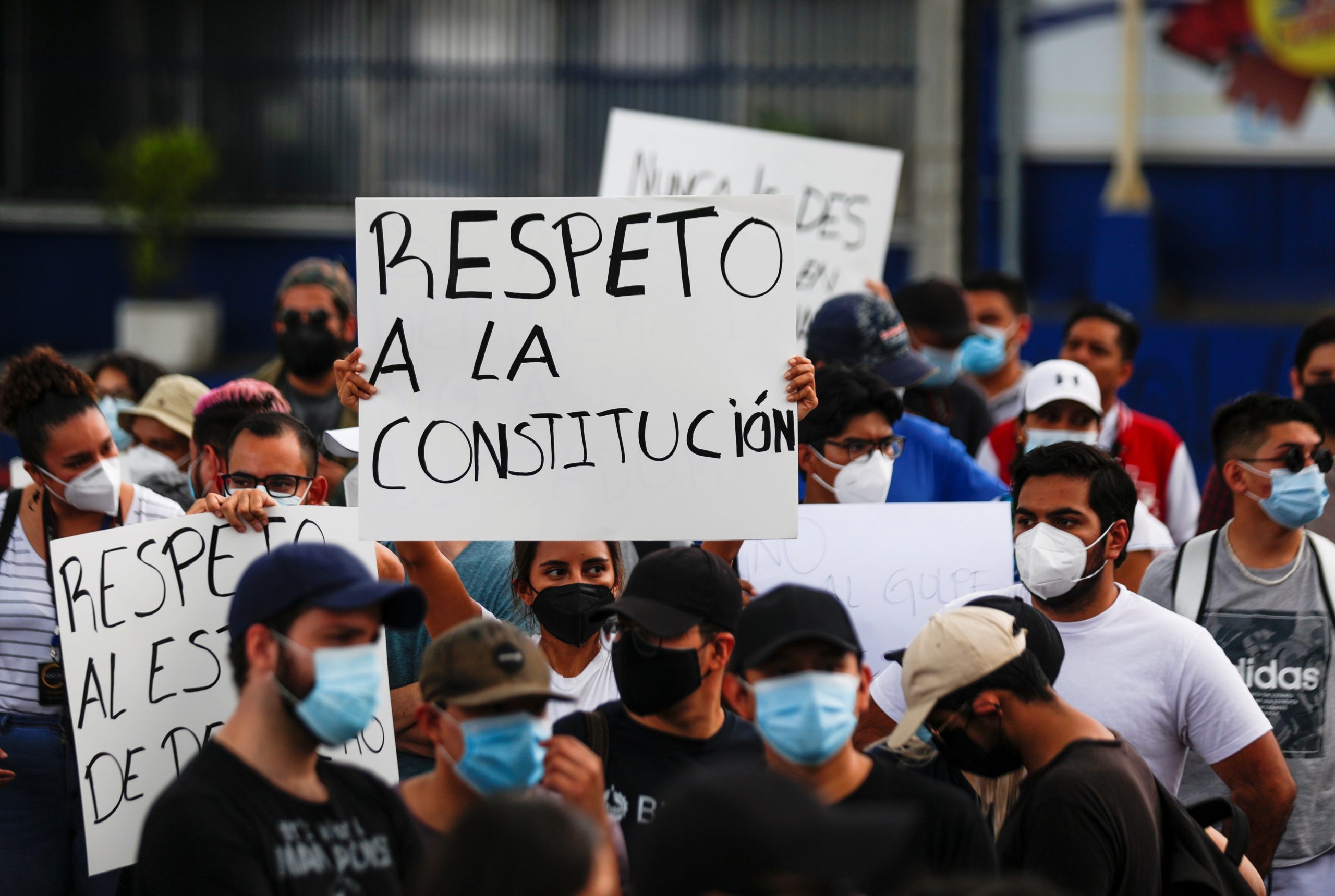 With new lawmakers, El Salvador descends into political chaos