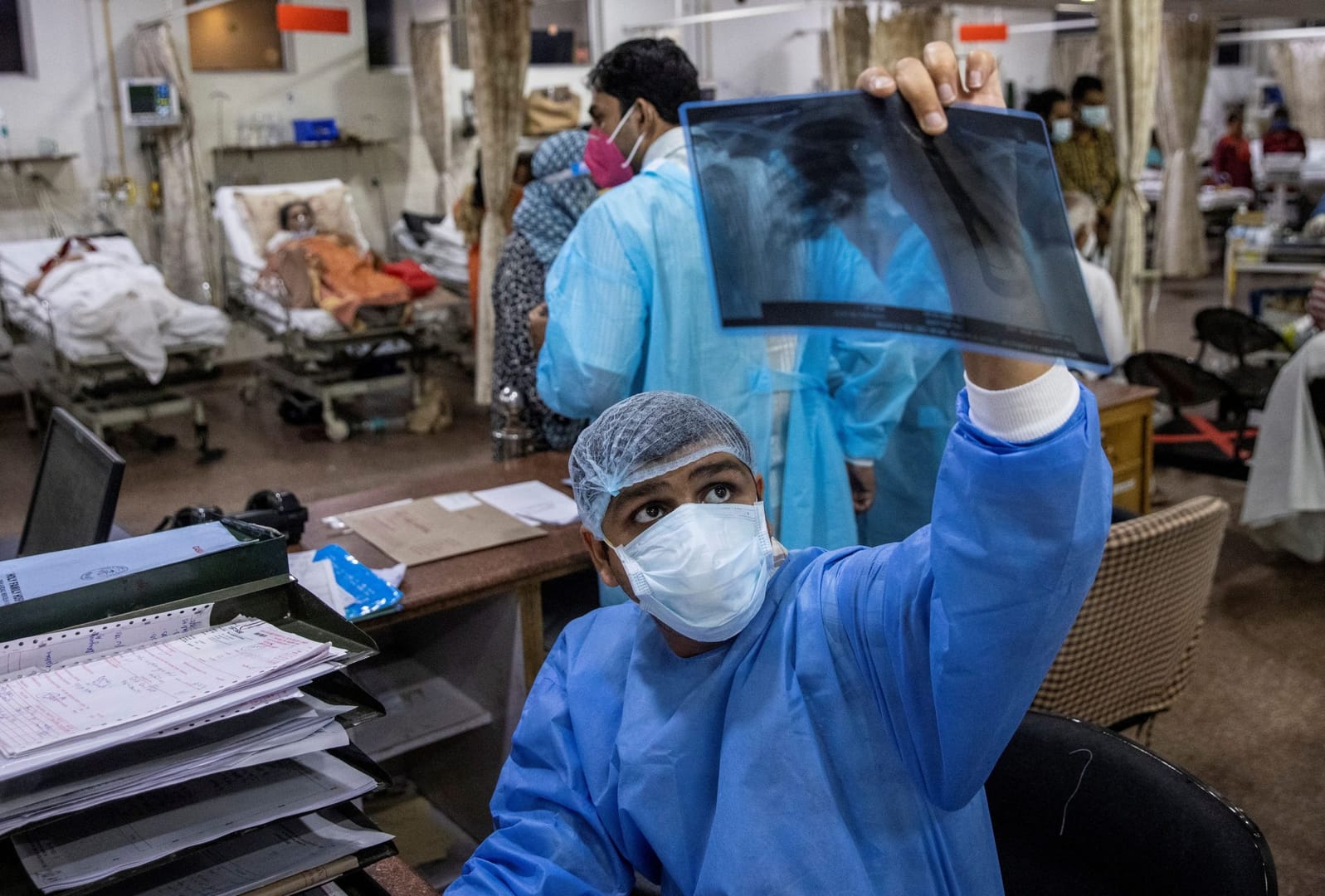 Vatican conference examines ways to improve health worldwide