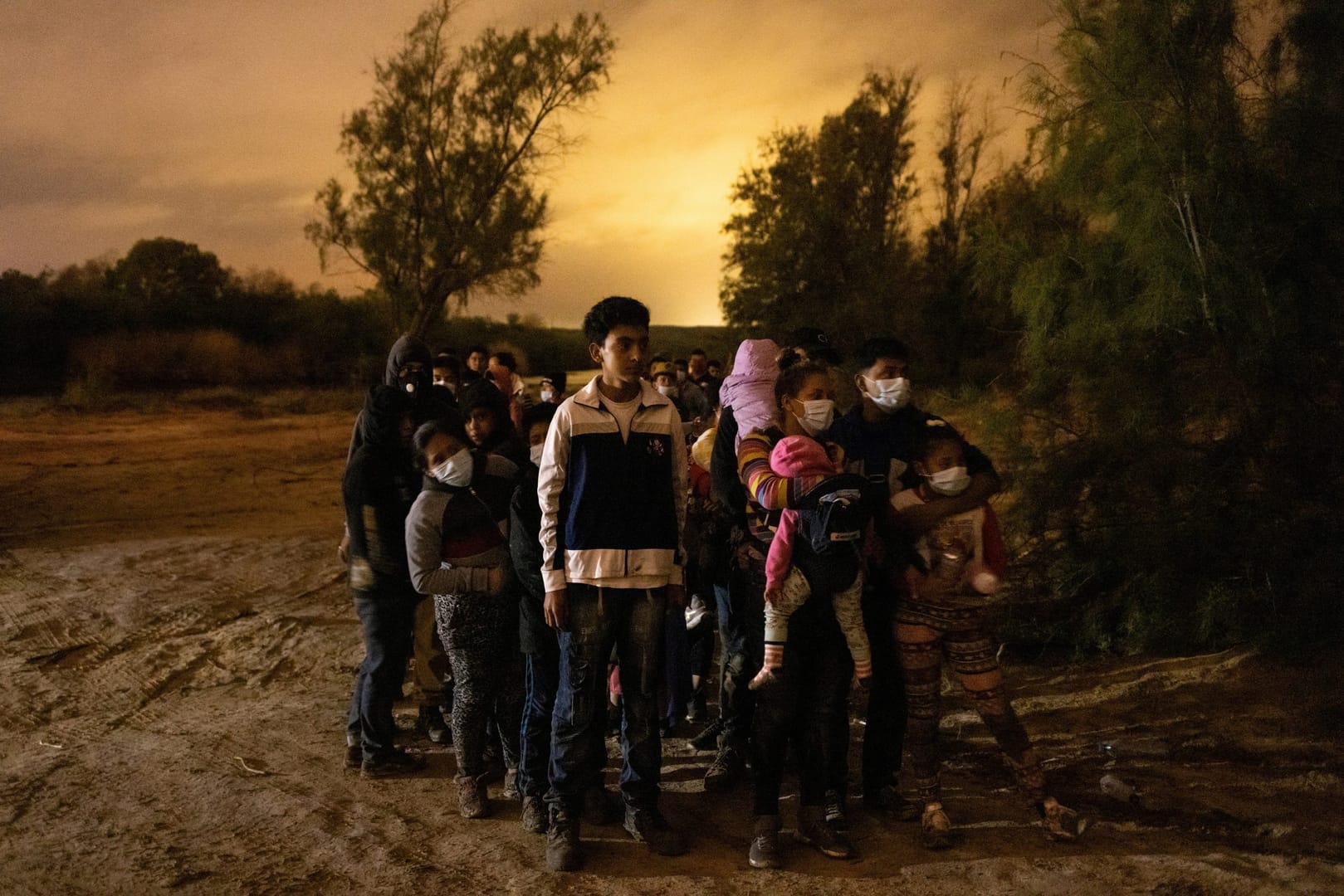 Mercy sisters join other women religious in helping at the border