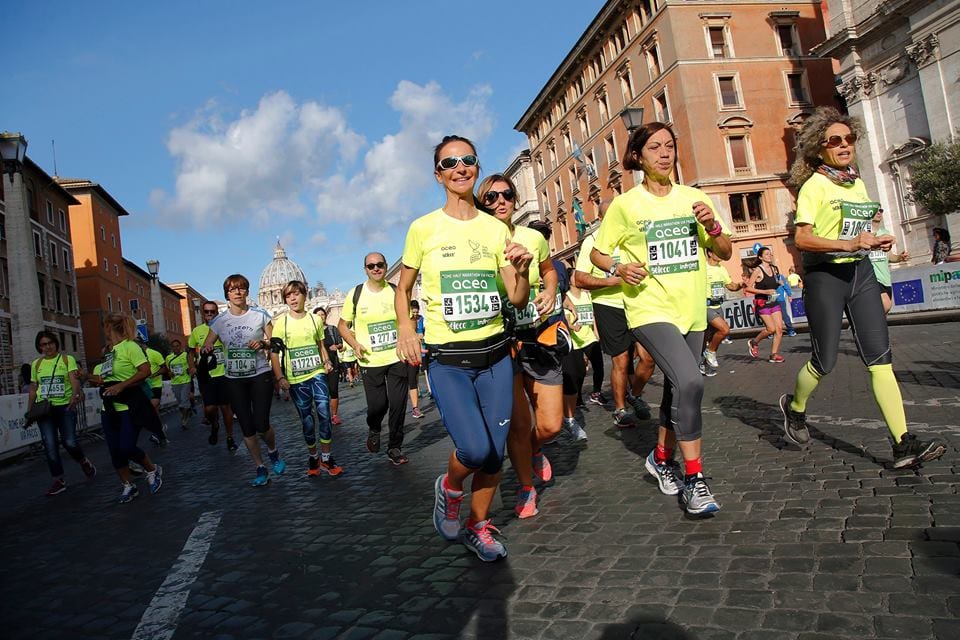 Pope praises Rome’s first interreligious half-marathon