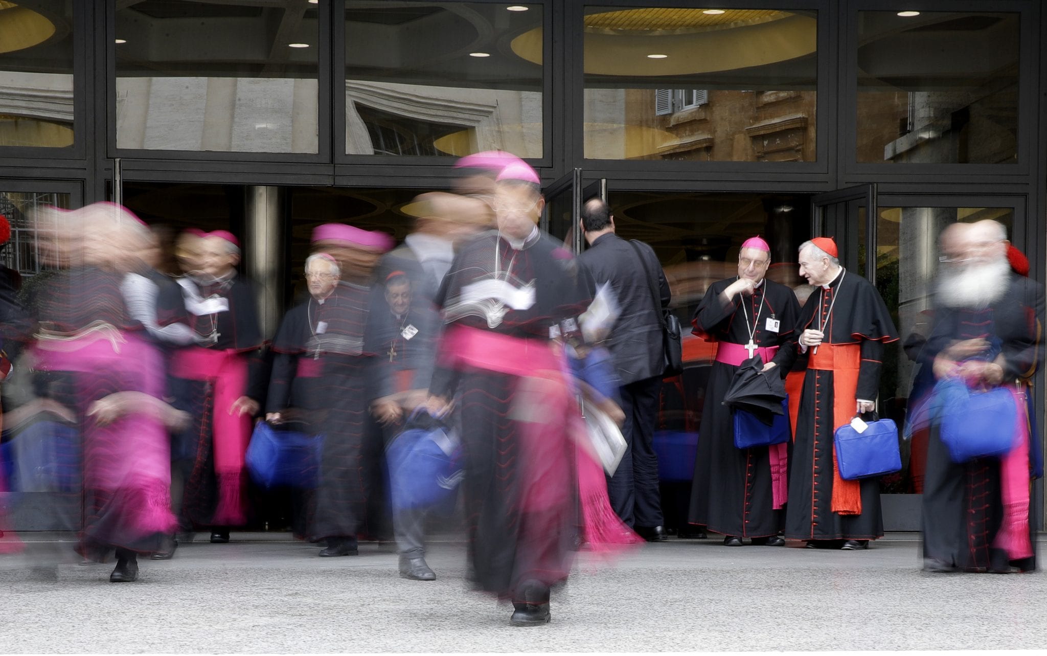 Bishops press for abuse scandals, women and more to be in final text