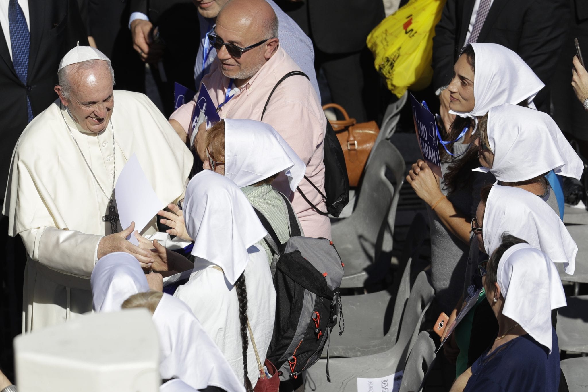 Argentine church to hand over certificates of baptisms at torture center