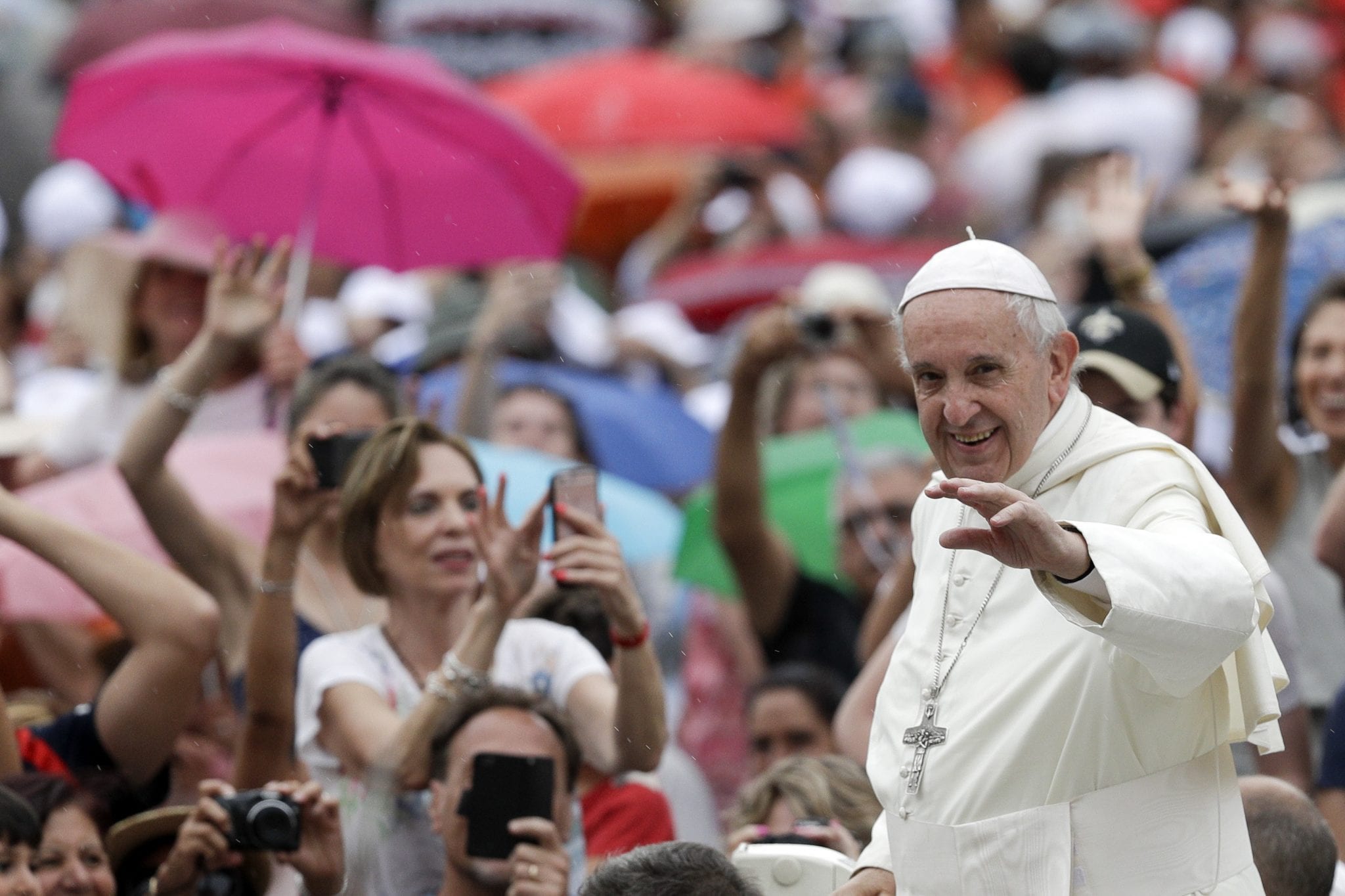Pope Francis: Martyrs an example of hope, strength amidst persecution