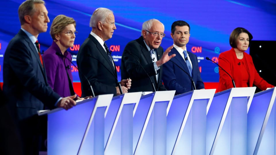 In Iowa, Catholic Democrats undecided as caucuses near