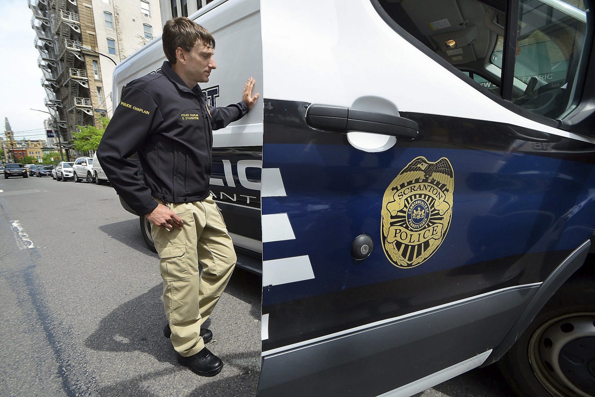 Police chaplains take a stronger role in community policing Crux