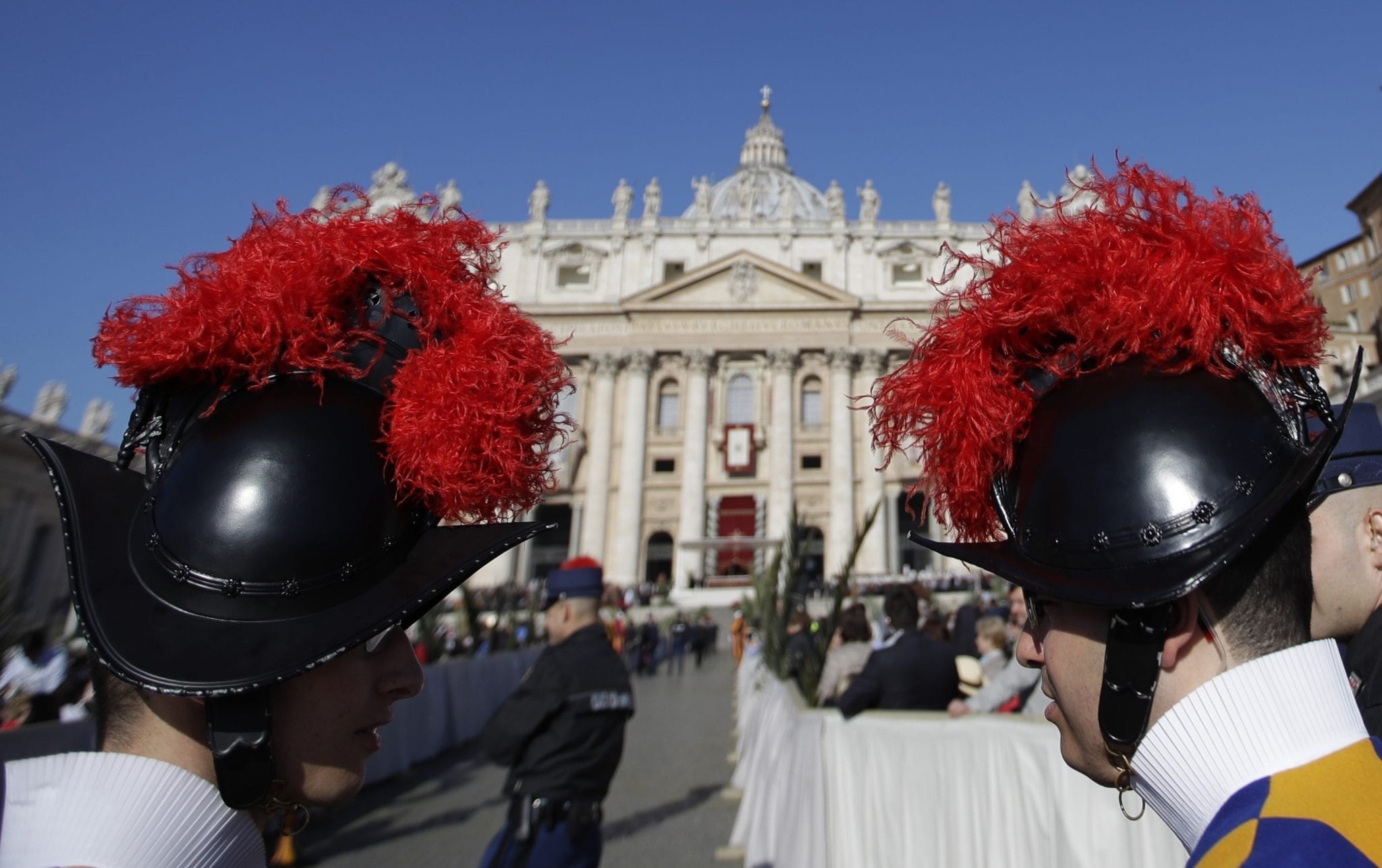 Pope’s top aide calls ISIS threats to Rome ‘worrying’