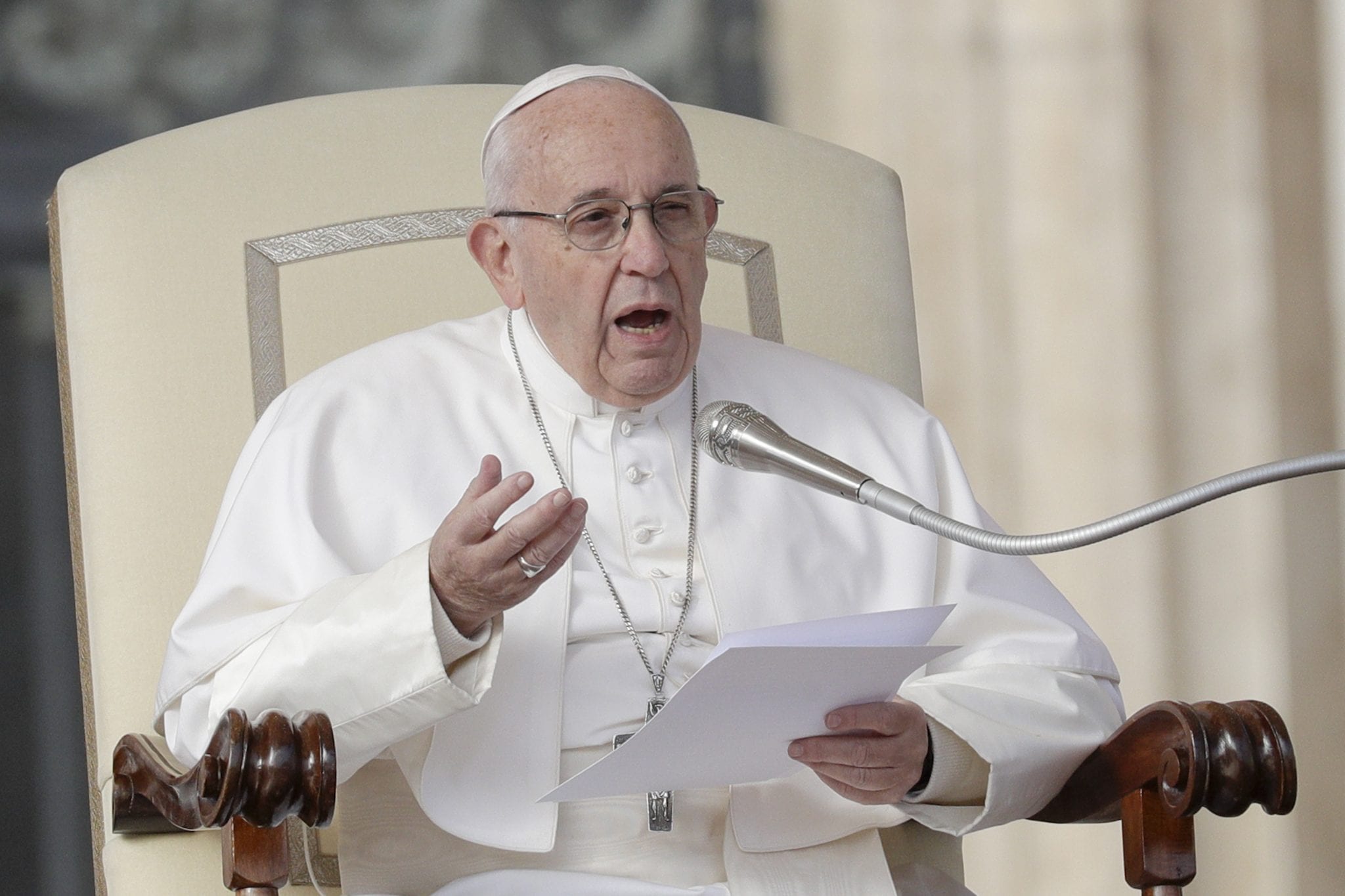 Pope Francis: God alone can heal the wounds of sin