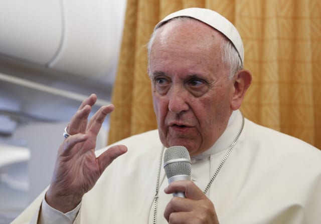 Pope on interviews: Church must listen, respond to people’s questions