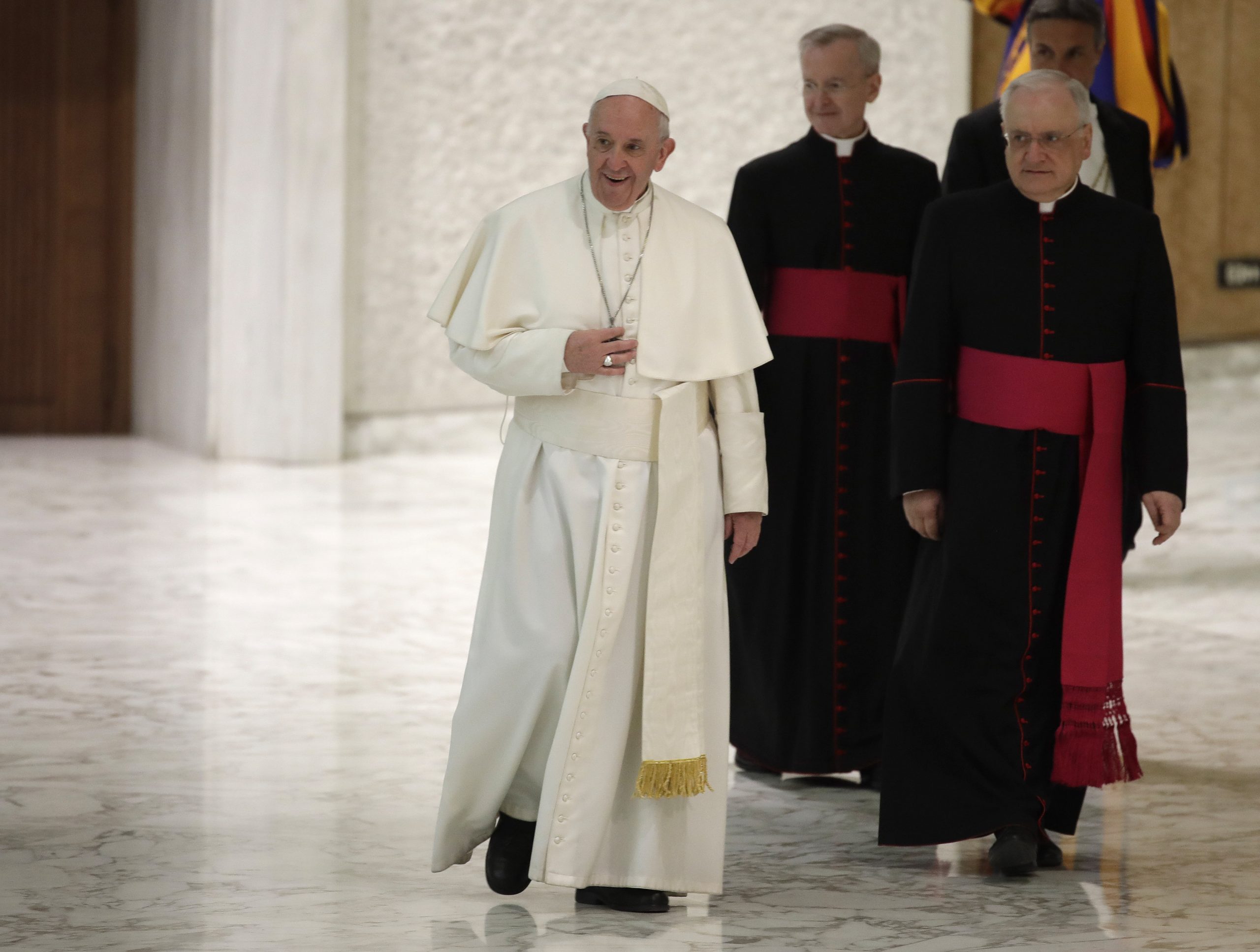 Pope blames Europe, US for selling weapons in war zones