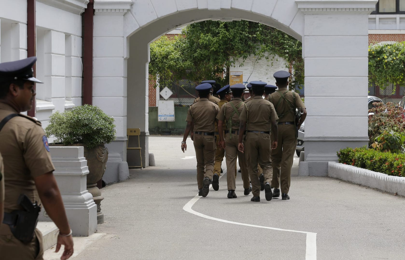 2 arrested after clash in Sri Lanka town hit by Easter blast