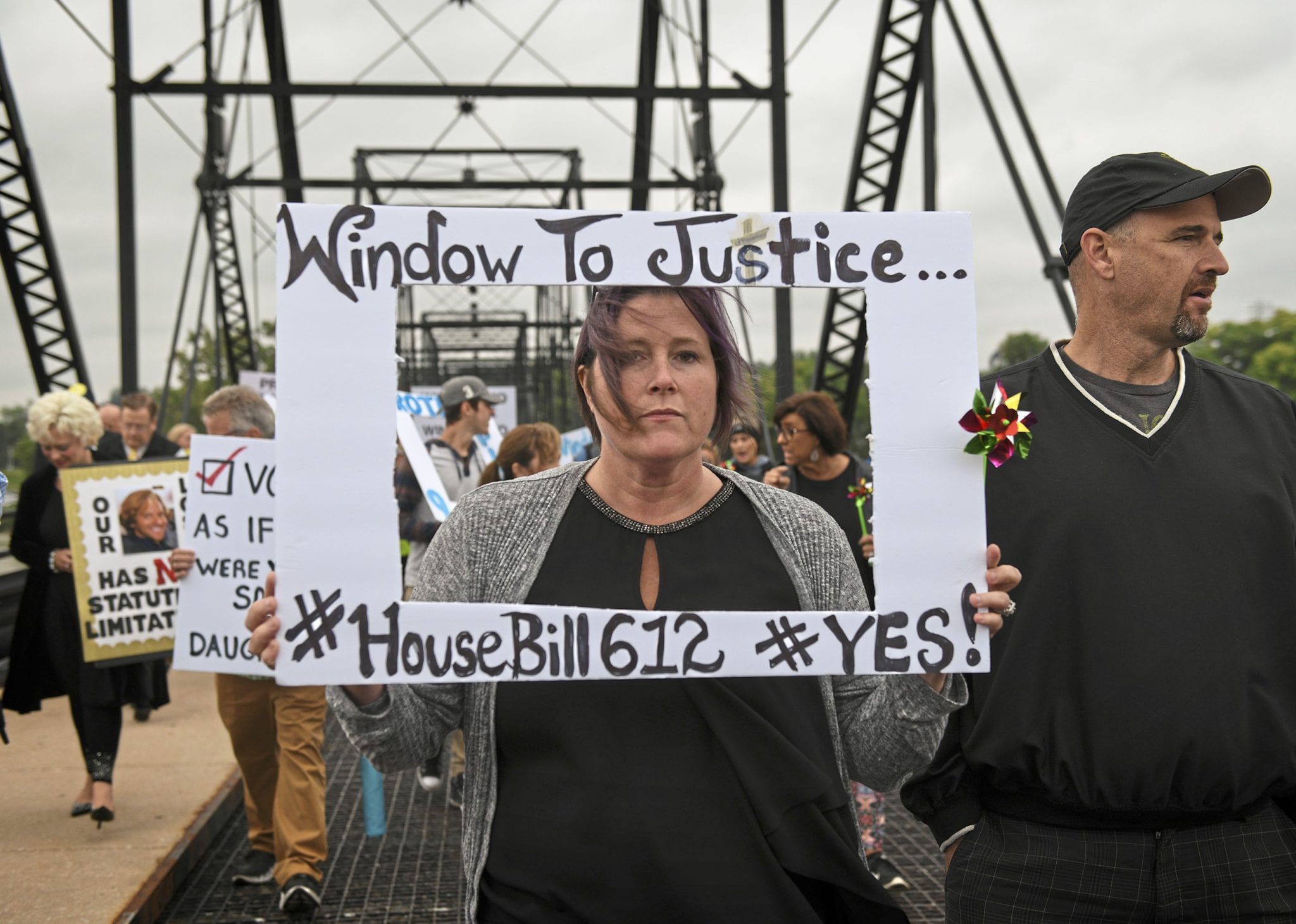 2-year window for child sex abuse suits advances in House