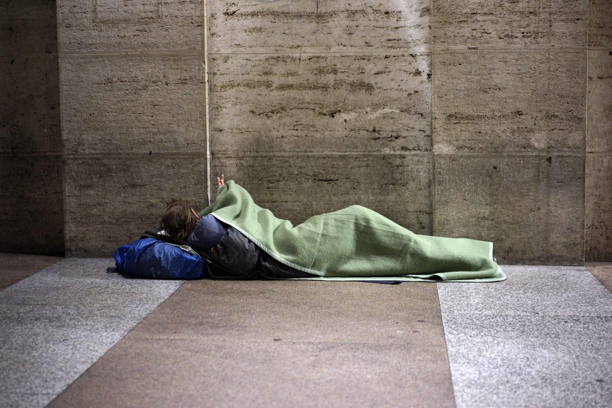 Italian charity amps up service to homeless as COVID closures drag on