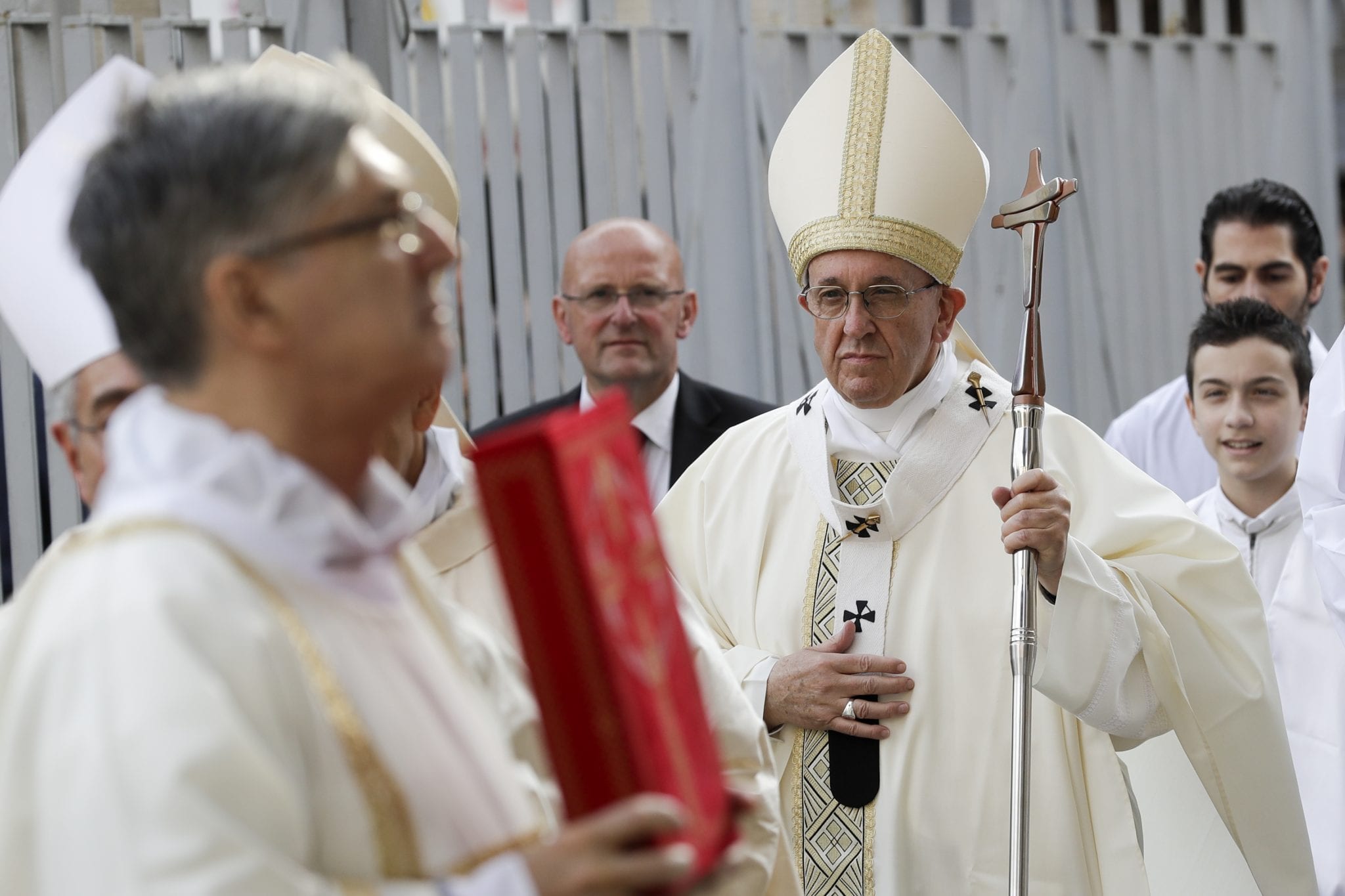 Love is not just what we see in movies – it takes work, Pope Francis says