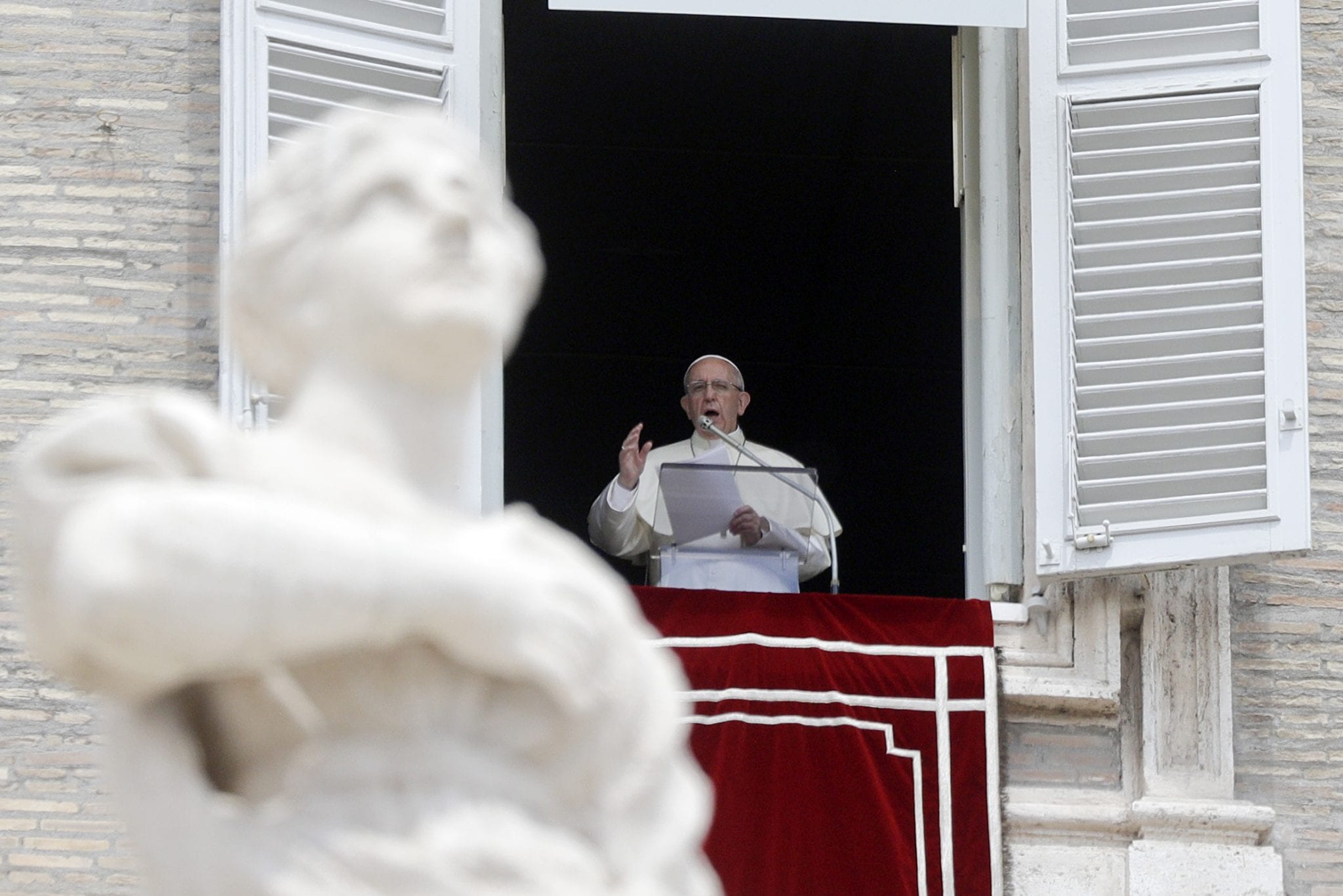 After church attacks kill 11, Pope prays for Christians in Indonesia