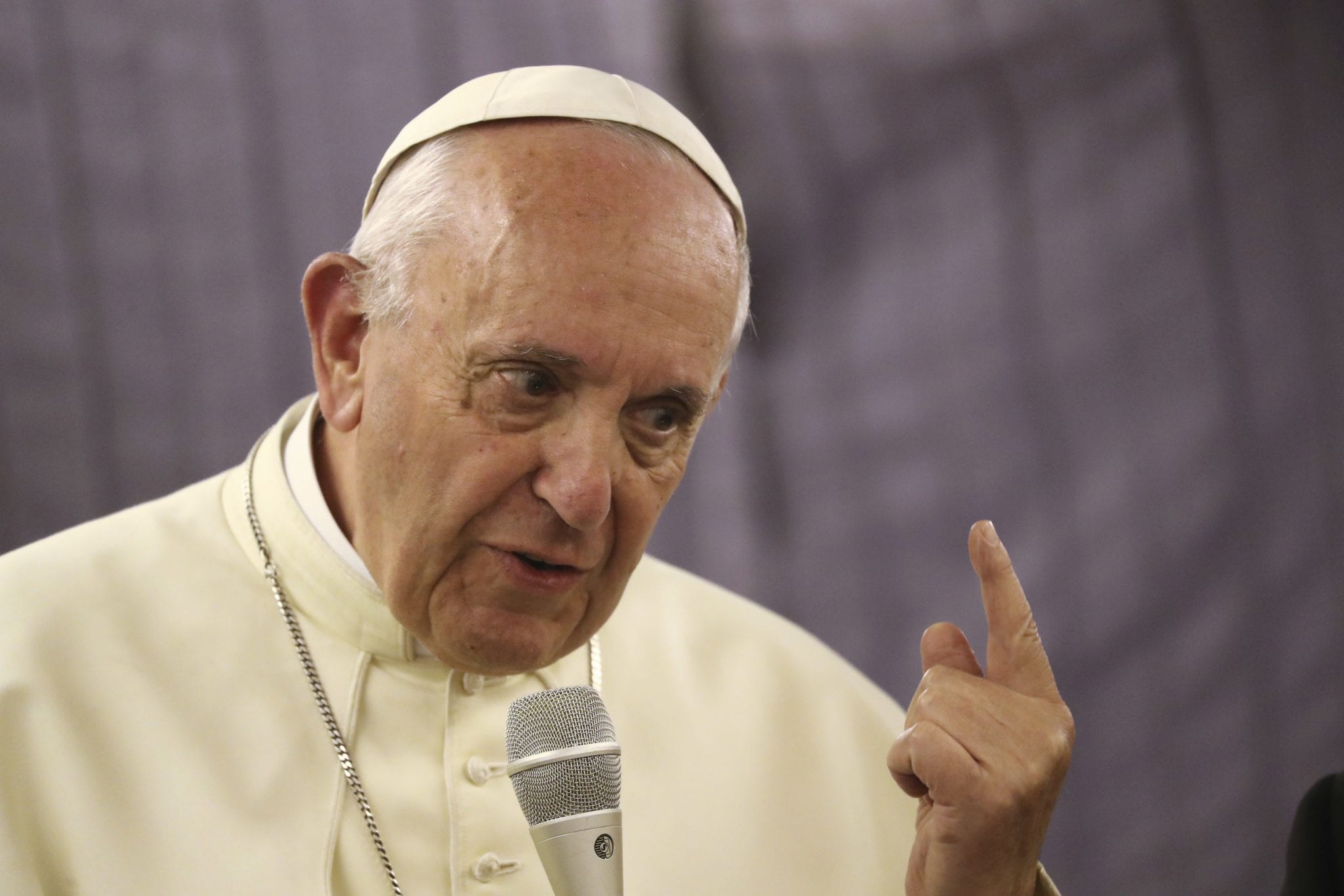 Pope regrets word choice on abuse in Chile, but stands by contested bishop