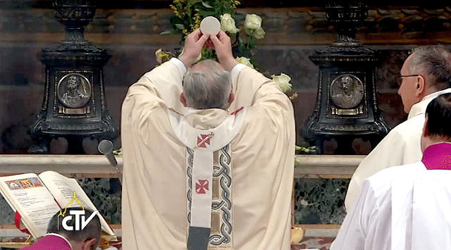 Cardinal’s call for eastward stance at Mass stirs debate