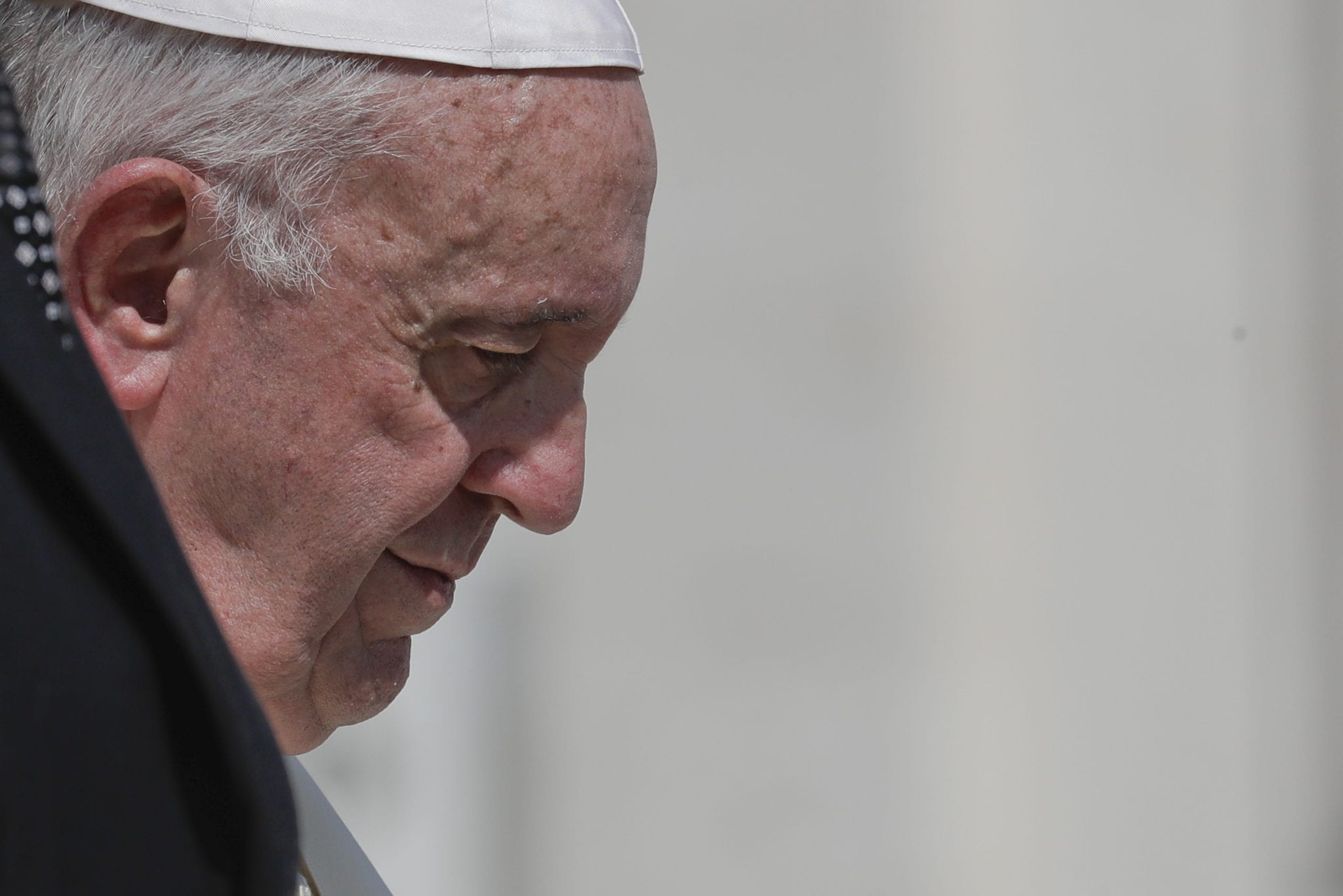 Pope taps Chicago cardinal to help organize Vatican sex abuse summit