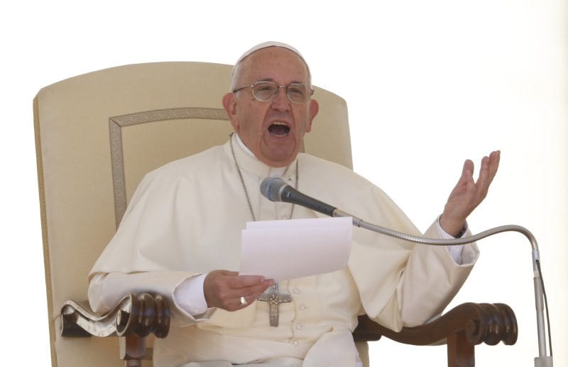 Look at your own sins before judging others, pope says