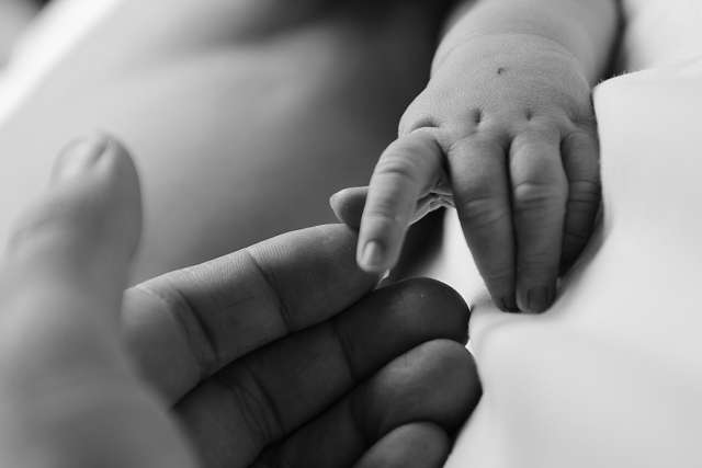 UK parents lose final appeal to keep baby alive for treatment