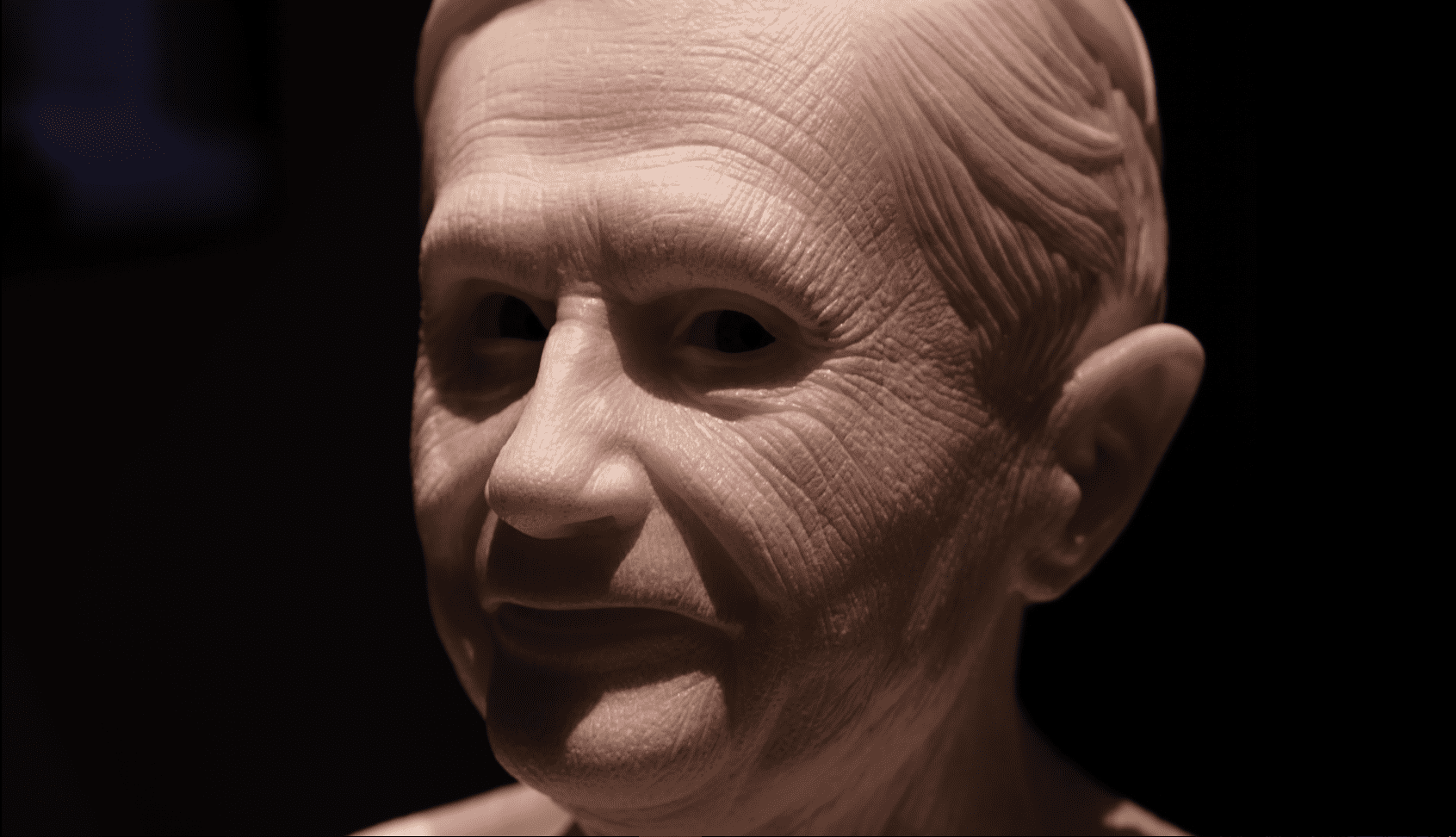 Shirtless statue of Pope Benedict causes art sensation in Rome