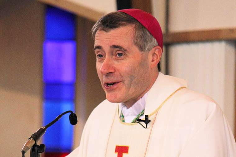 UK bishop: Have we allowed youth to become bored with the Mass?