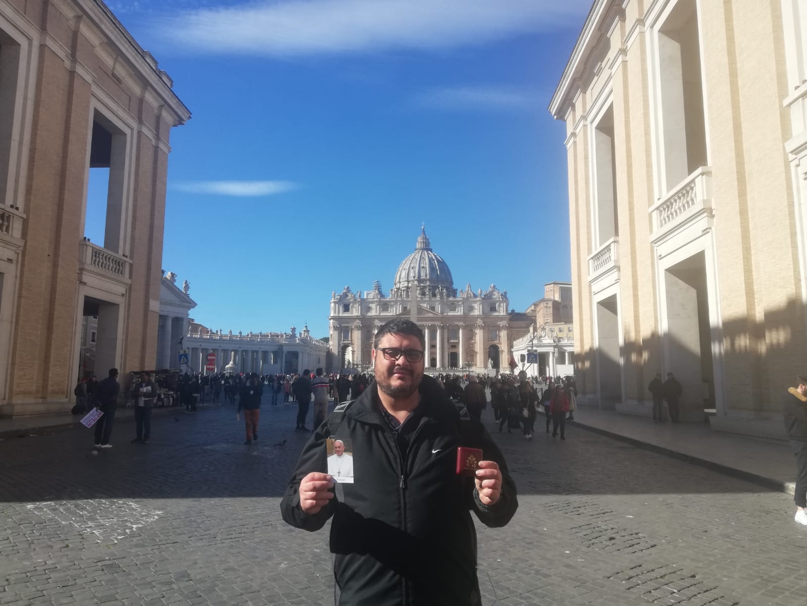 Abuse victim who chained himself to Vatican finds closure in meeting