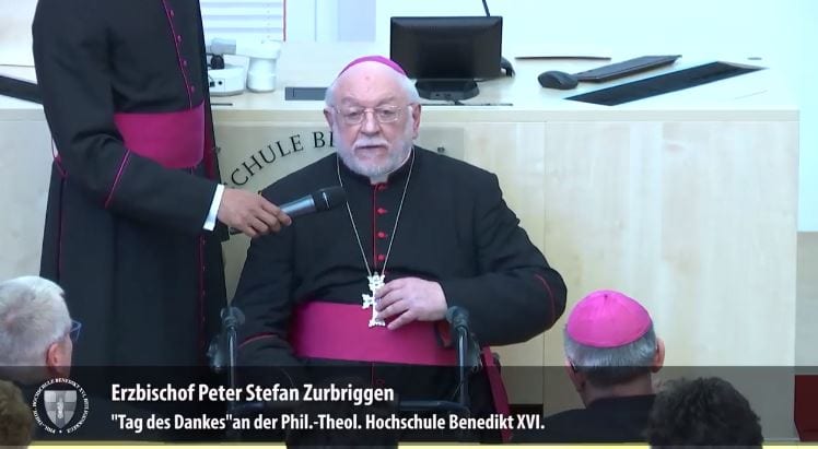 Austrian nuncio laments Church opposition to crosses on Bavarian state buildings