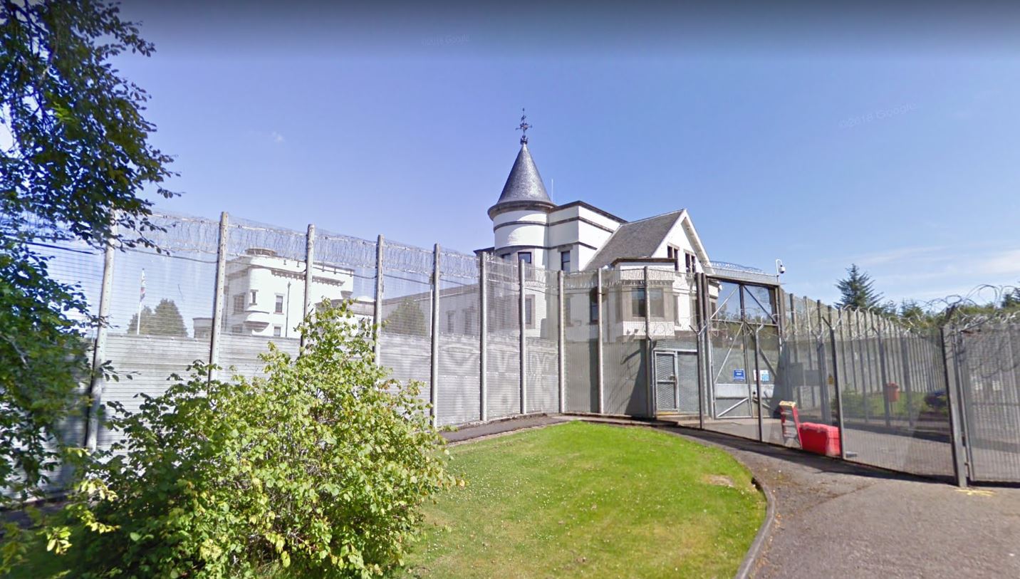 Catholic officials troubled by report of ‘at risk’ adults in UK immigration center
