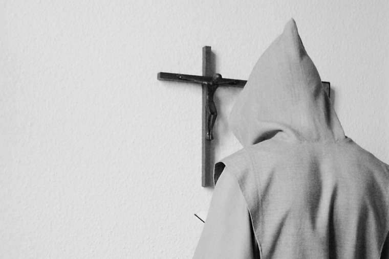 Italian bishops mark first day of prayer for abuse victims