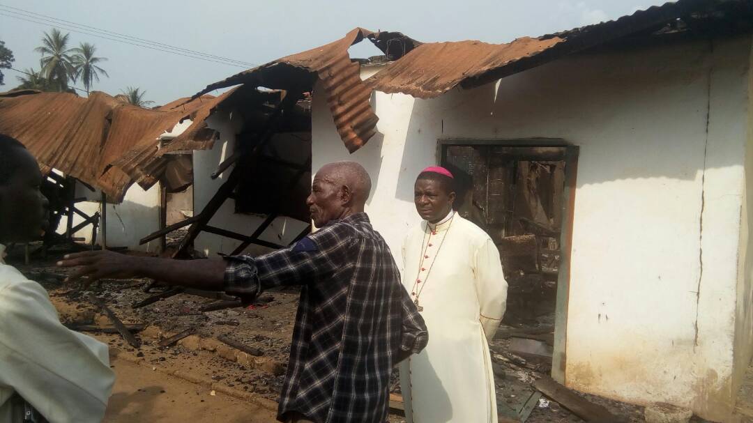 Bishop calls for prayer as Cameroon’s Anglophone crisis worsens
