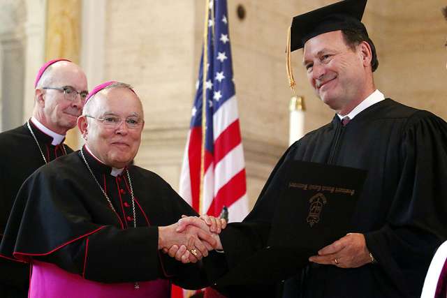 Justice Alito warns seminarians religious liberty is in danger