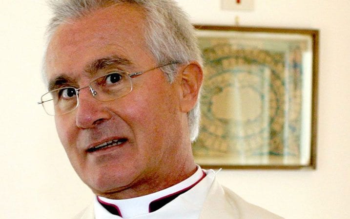 Mixed verdicts for ex-Vatican official in corruption trial