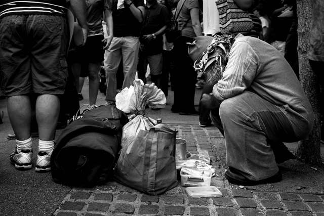 Youth feed 2000 homeless people every night in Uruguay