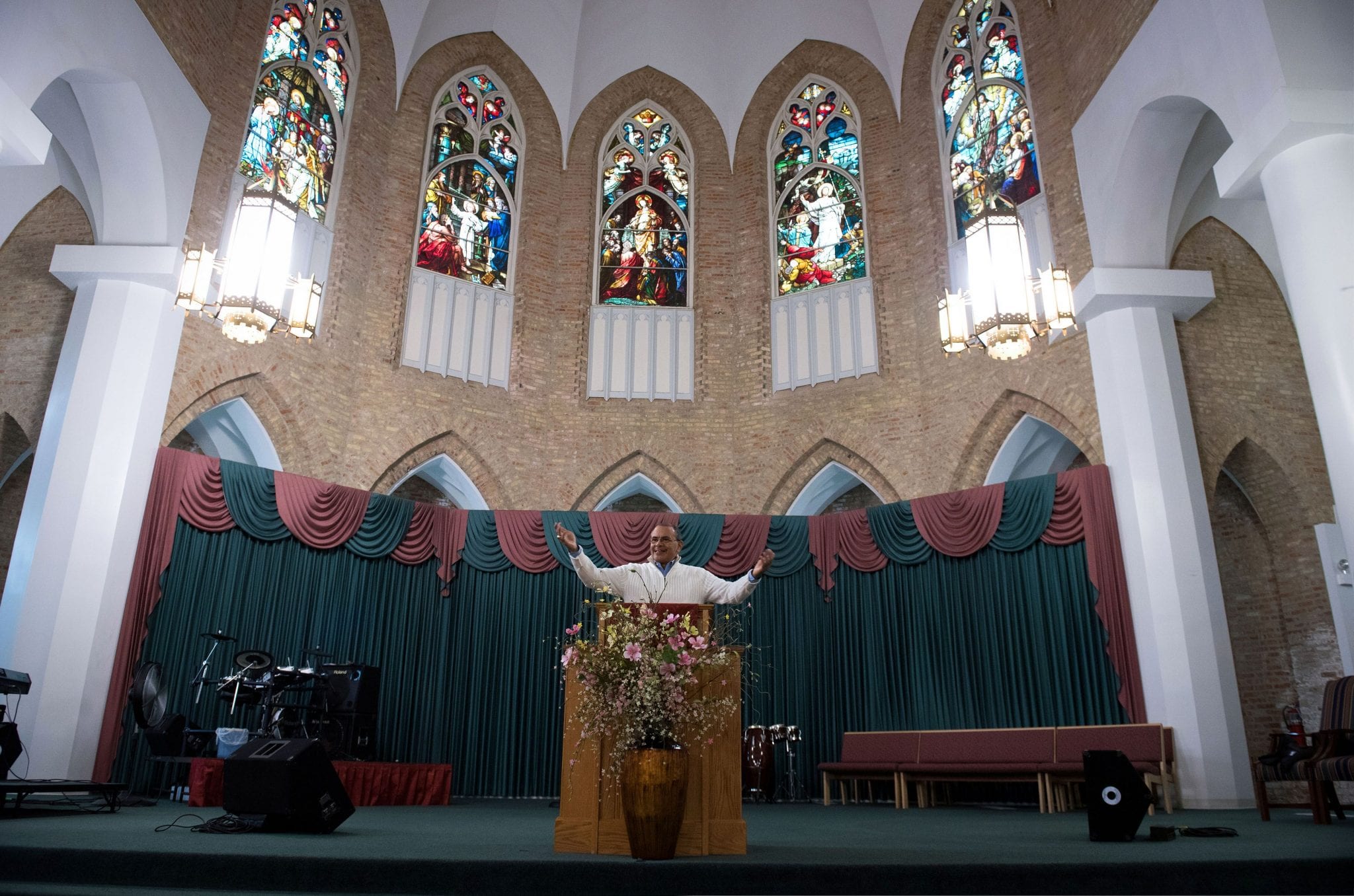 Federal judge strikes down housing allowance for clergy